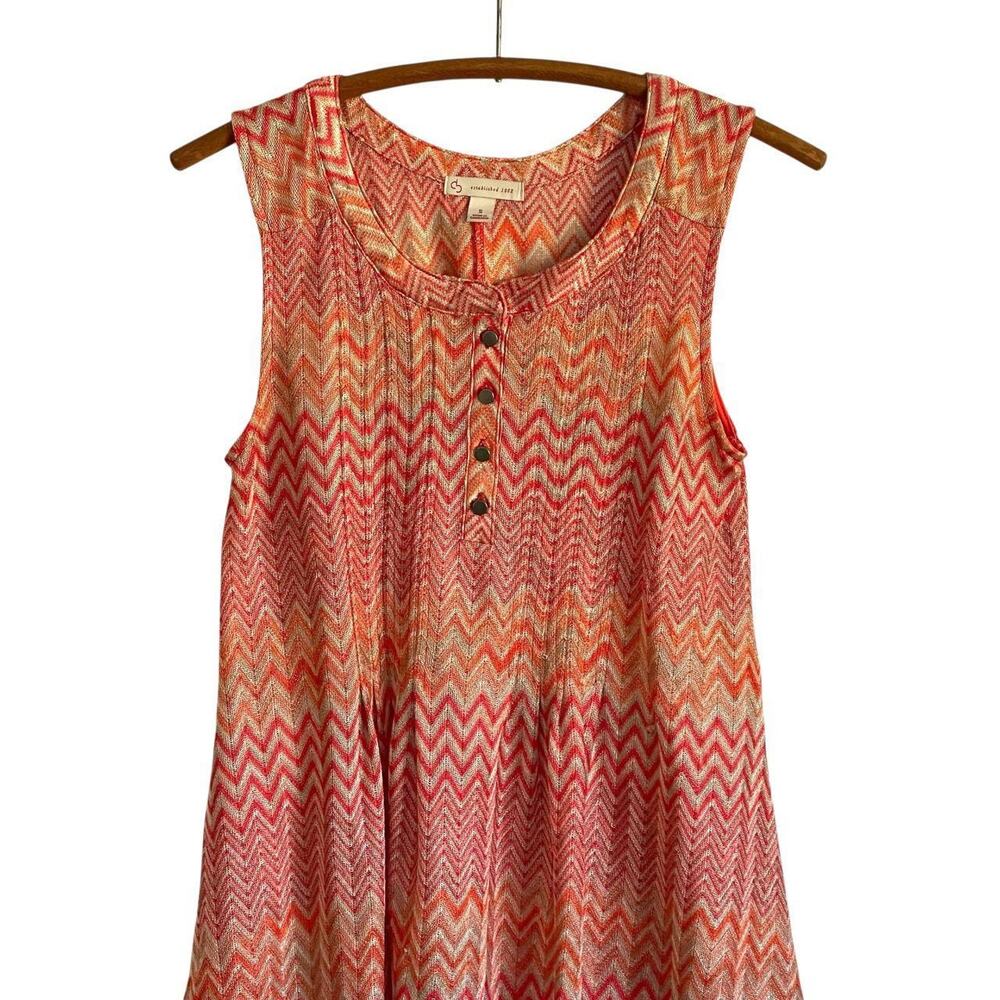 Dressbarn Shimmery Zig-Zag Henley Tank Top: Y2K, Modern